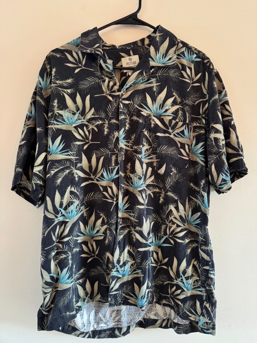 Solitude Men’s Washable 100% Silk Button Down Size Large